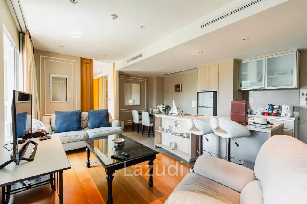 AMARI RESIDENCES  : Luxury 2 Bed Pool  and Seaview Condo