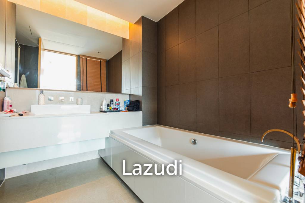 AMARI RESIDENCES  : Luxury 2 Bed Pool  and Seaview Condo