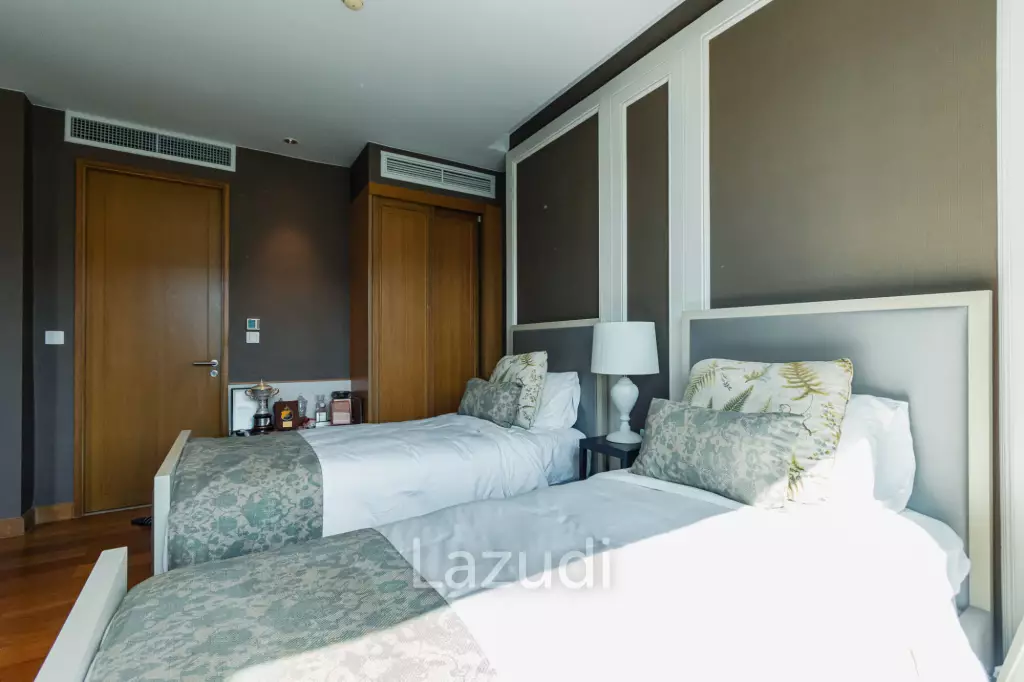 AMARI RESIDENCES  : Luxury 2 Bed Pool  and Seaview Condo