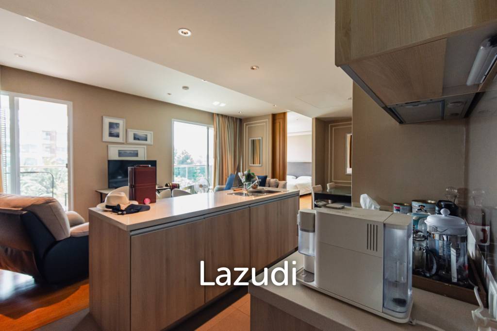 AMARI RESIDENCES  : Luxury 2 Bed Pool  and Seaview Condo