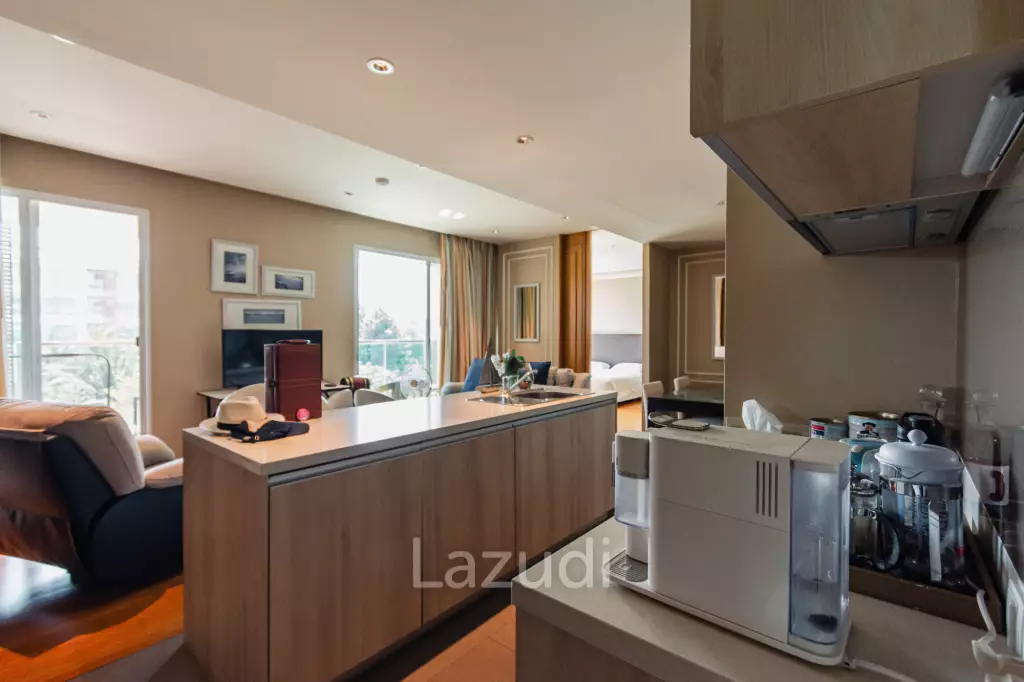 AMARI RESIDENCES  : Luxury 2 Bed Pool  and Seaview Condo