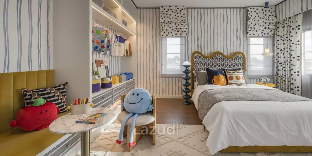 4 Bed 4 Bath 249 SQ.M Setthasiri Donmueang