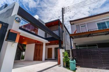 Renovated 3 4 Bedroom House Near BISP, Koh Kaew Renovated 3 4 Bedroom House Near BISP, Koh Kaew