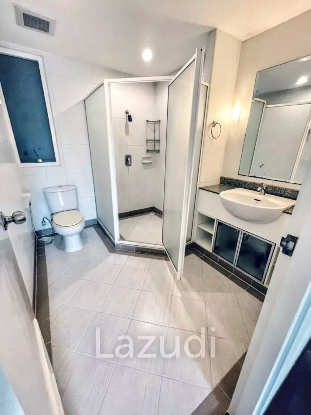 1 Bed 1 Bath 57 SQM. Baan Siri Sukhumvit 13
