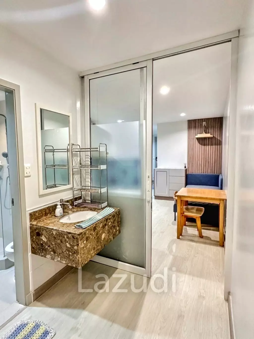 1 Bed 1 Bath 43 SQ.M Chamchuri Square Residence