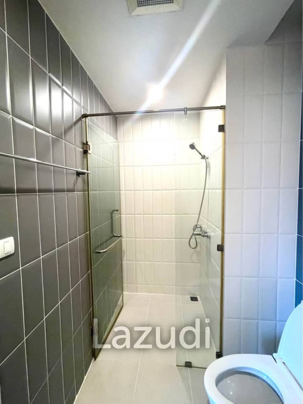1 Bedroom 1 Bathroom 44 SQ.M Circle Condominium