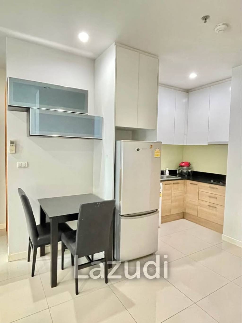 1 Bedroom 1 Bathroom 44 SQ.M Circle Condominium