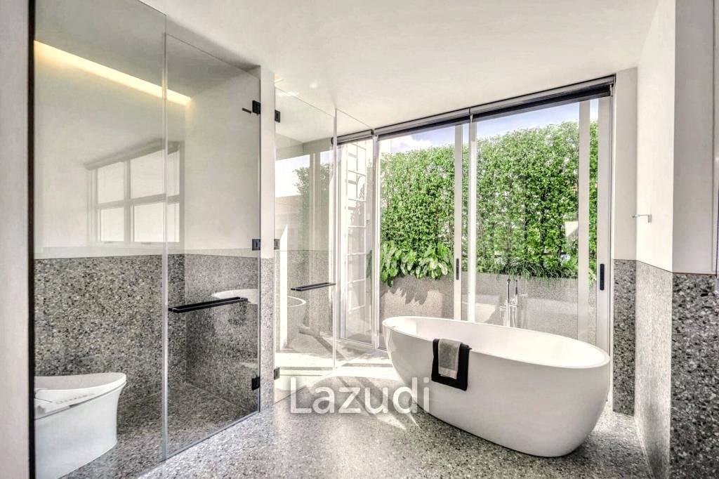 Ultra Luxury Detached Home in Bang Kaeo for Rent