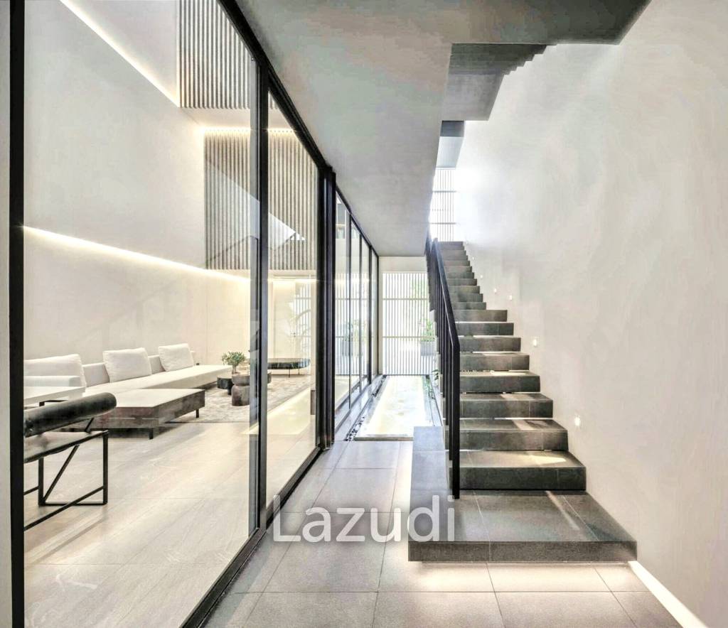 Ultra Luxury Detached Home in Bang Kaeo for Rent