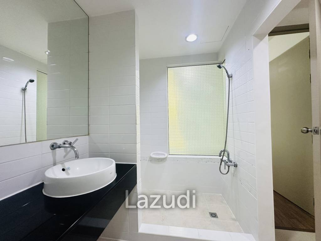 1 Bed 1 Bath 30  SQ.M Ideo Mix Sukhumvit 103