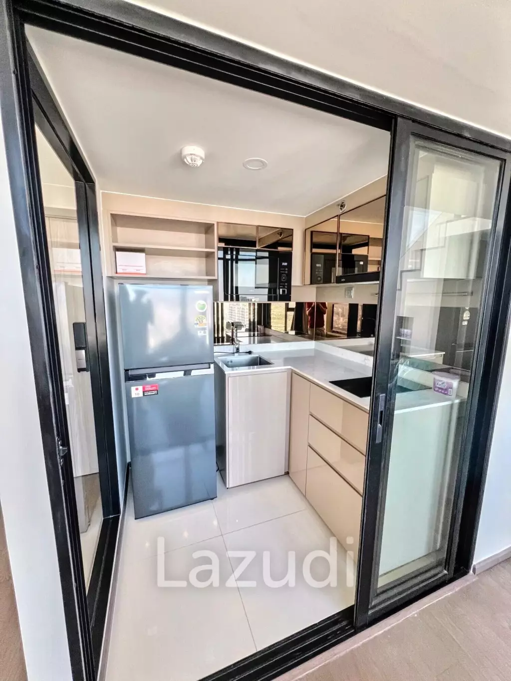 2 Bed 2 Bath 60 SQ.M Park Origin Ratchathewi