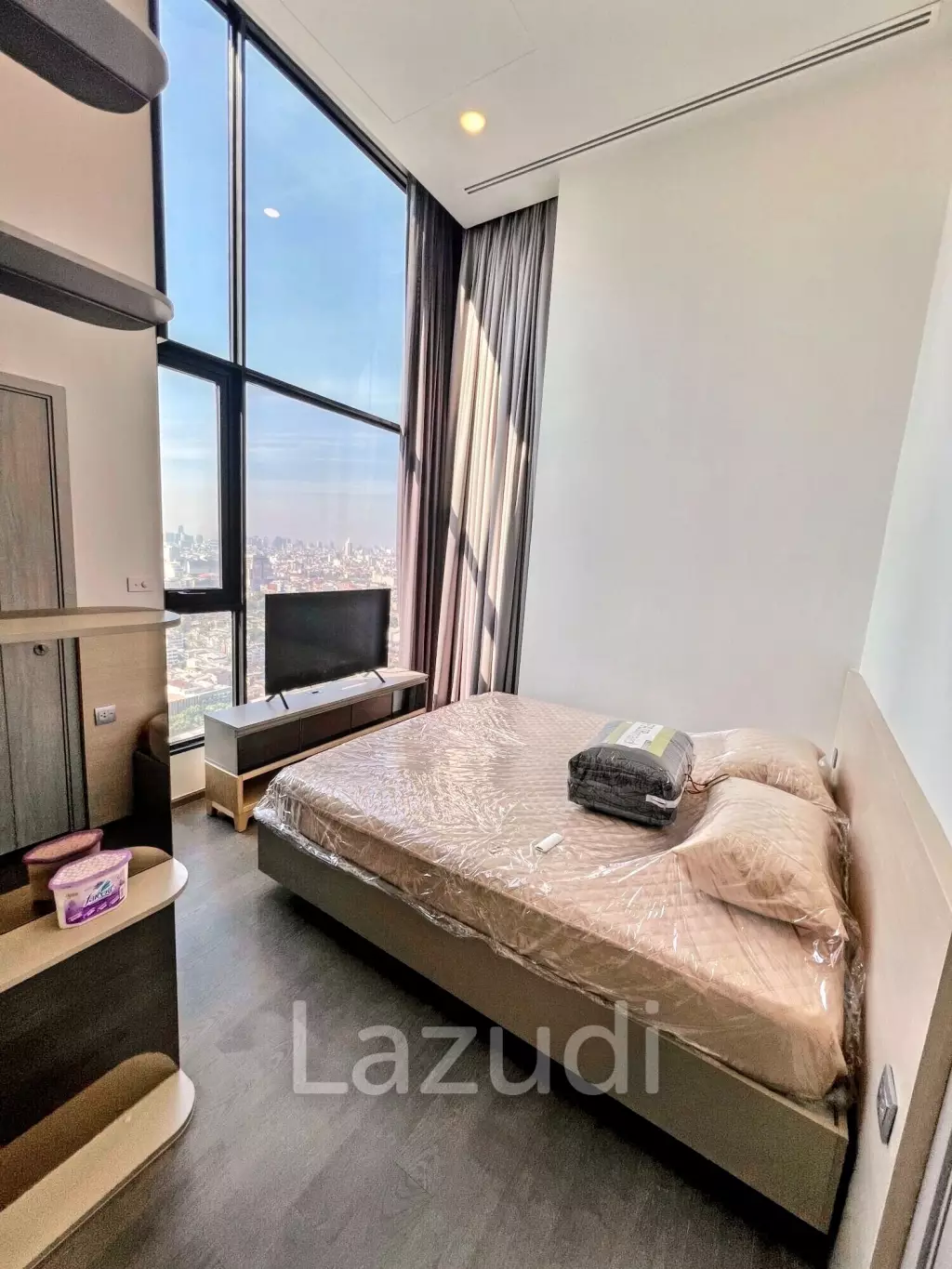 2 Bed 2 Bath 60 SQ.M Park Origin Ratchathewi