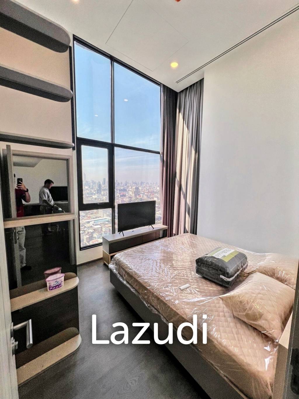 2 Bed 2 Bath 60 SQ.M Park Origin Ratchathewi