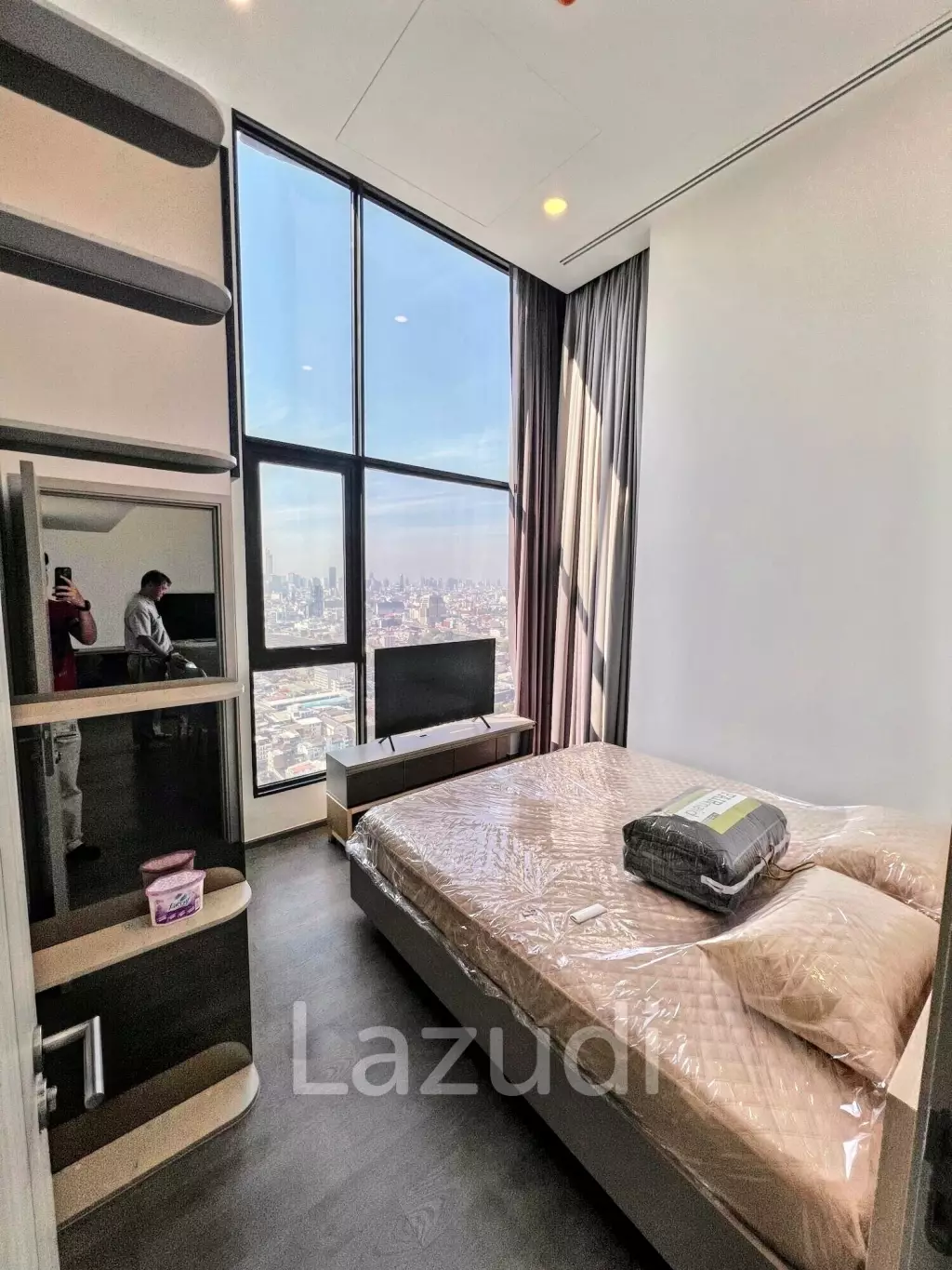 2 Bed 2 Bath 60 SQ.M Park Origin Ratchathewi
