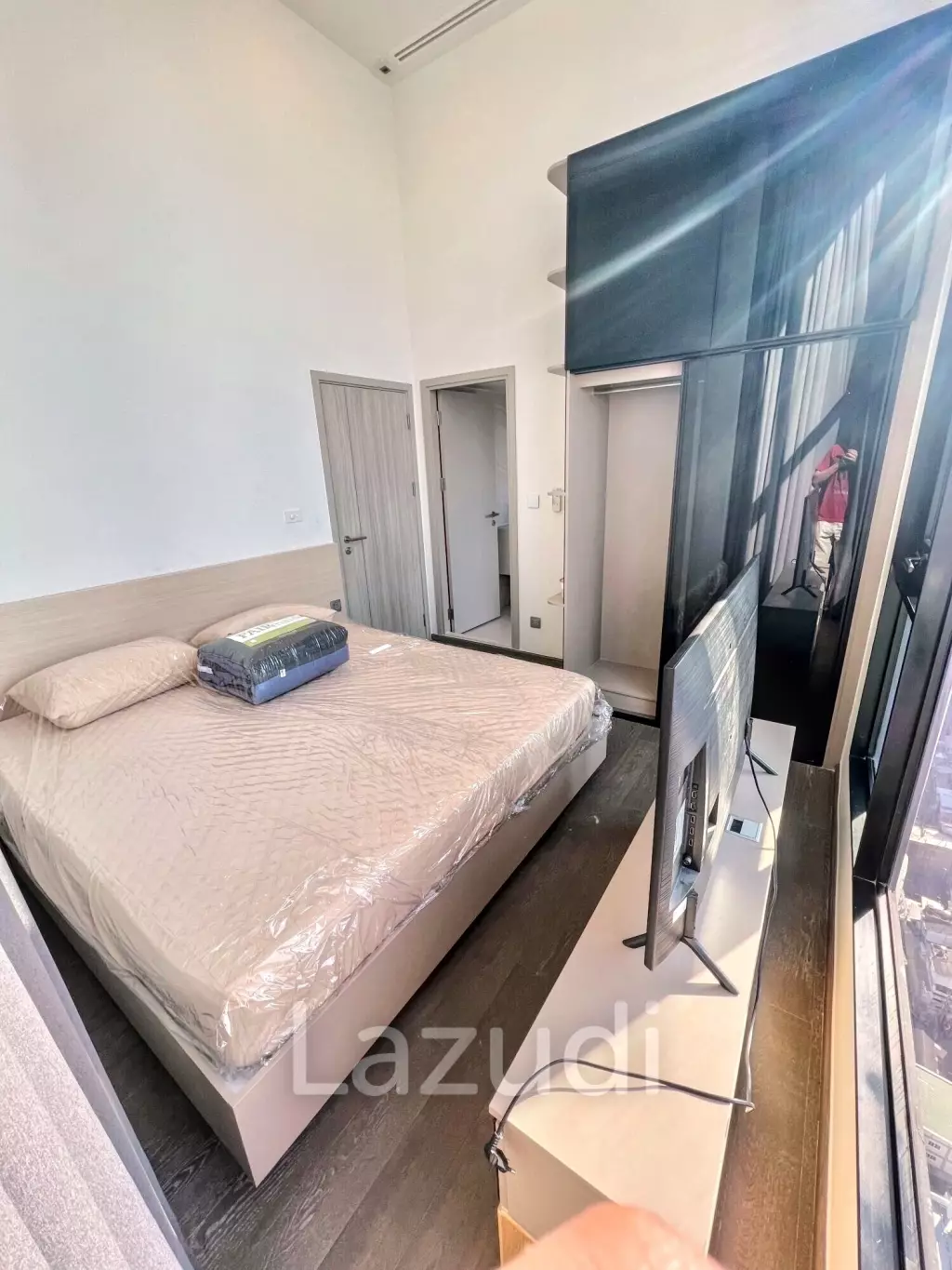 2 Bed 2 Bath 60 SQ.M Park Origin Ratchathewi