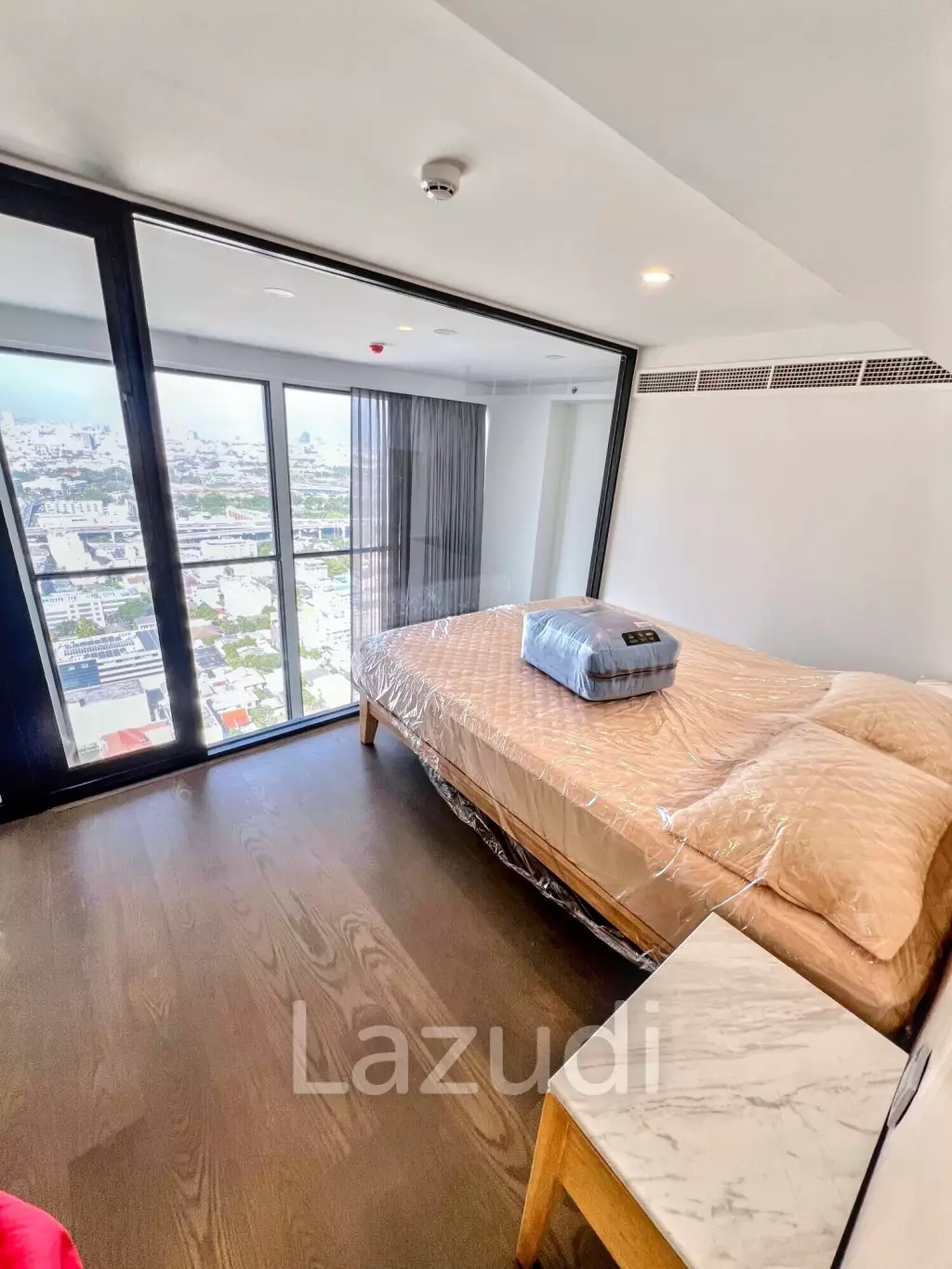 2 Bed 2 Bath 60 SQ.M Park Origin Ratchathewi