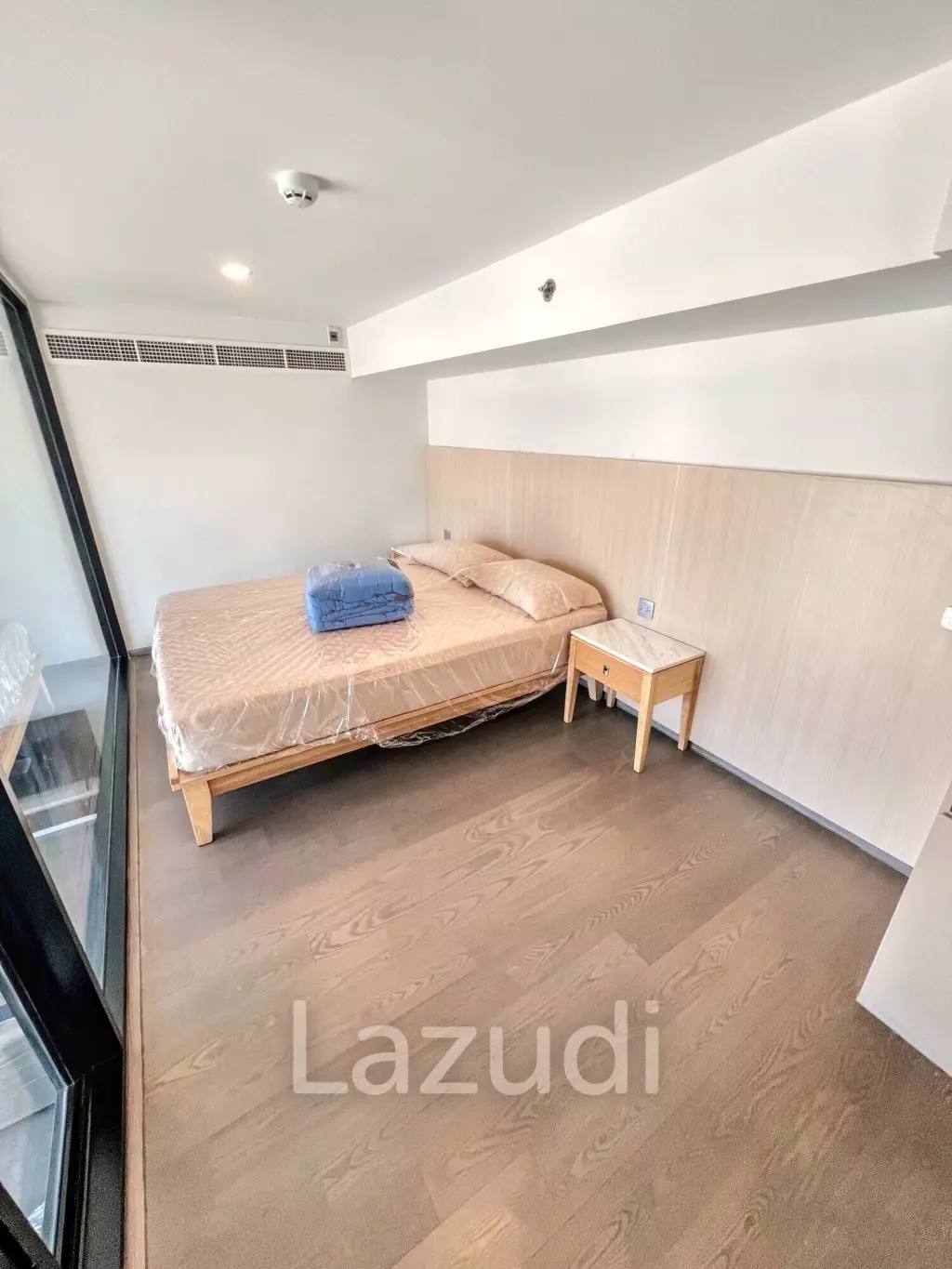 2 Bed 2 Bath 60 SQ.M Park Origin Ratchathewi