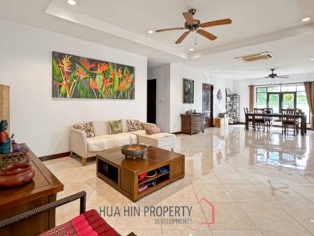 3 Bedroom Villa with Scenic Mountain Views in Manora Village Hua Hin