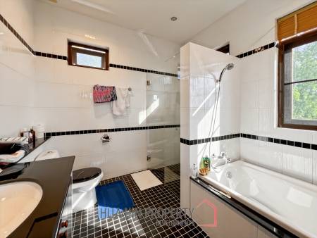 3 Bedroom Villa with Scenic Mountain Views in Manora Village Hua Hin