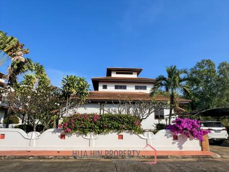 3 Bedroom Villa with Scenic Mountain Views in Manora Village Hua Hin