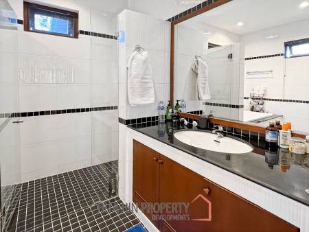 3 Bedroom Villa with Scenic Mountain Views in Manora Village Hua Hin