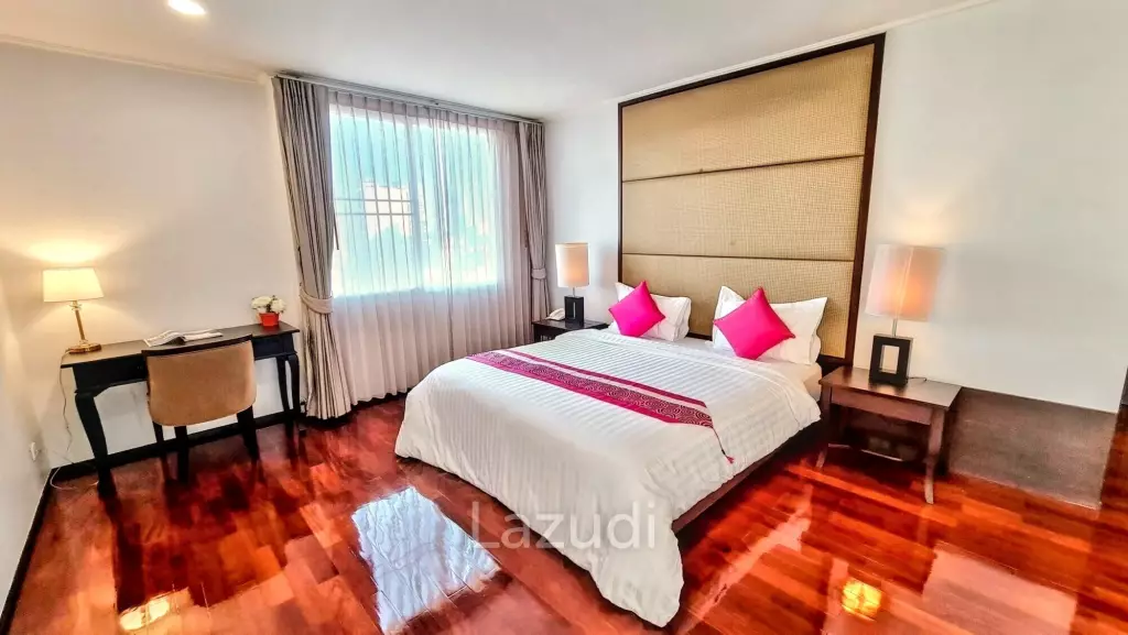 2 Bedroom 2 Bathroom 173 SQ.M Piyathip Place