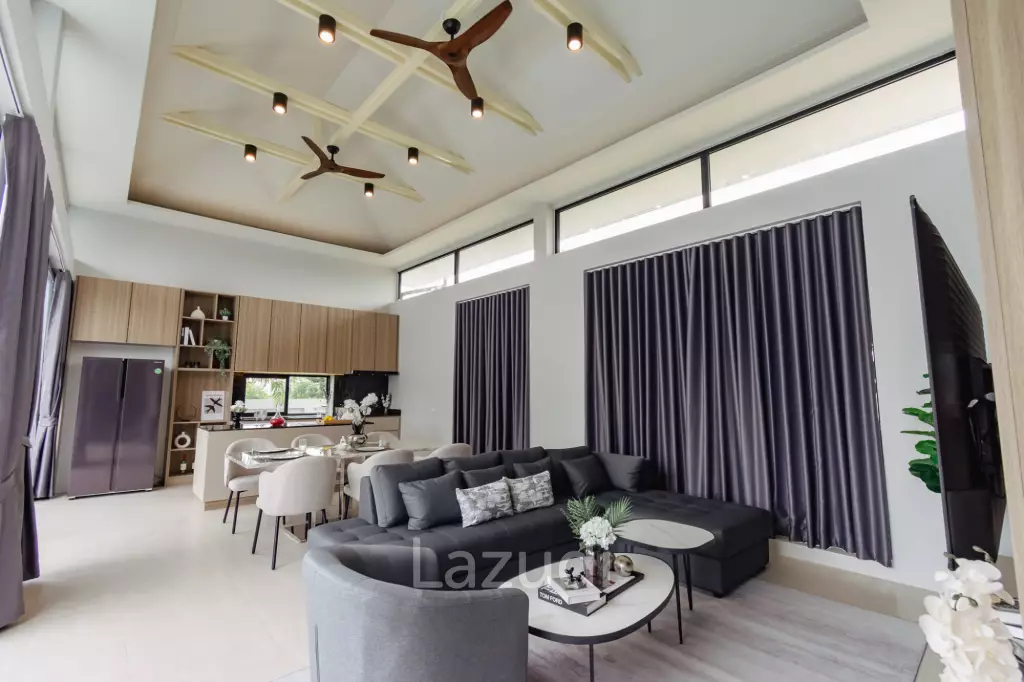 Luxurious Villa in Pran Buri with Private Pool