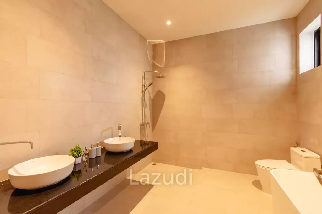 Luxurious Villa in Pran Buri with Private Pool
