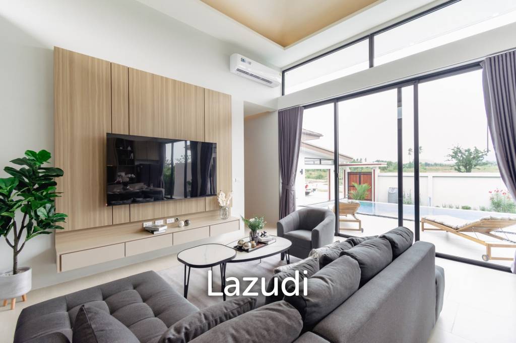 Luxurious Villa in Pran Buri with Private Pool