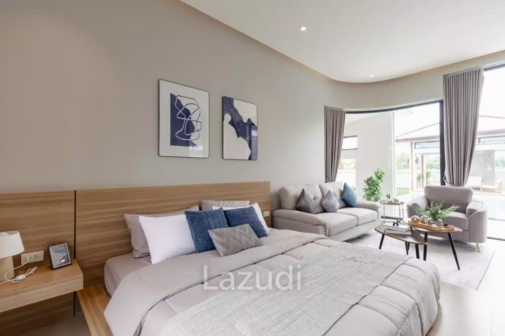 Luxurious Villa in Pran Buri with Private Pool