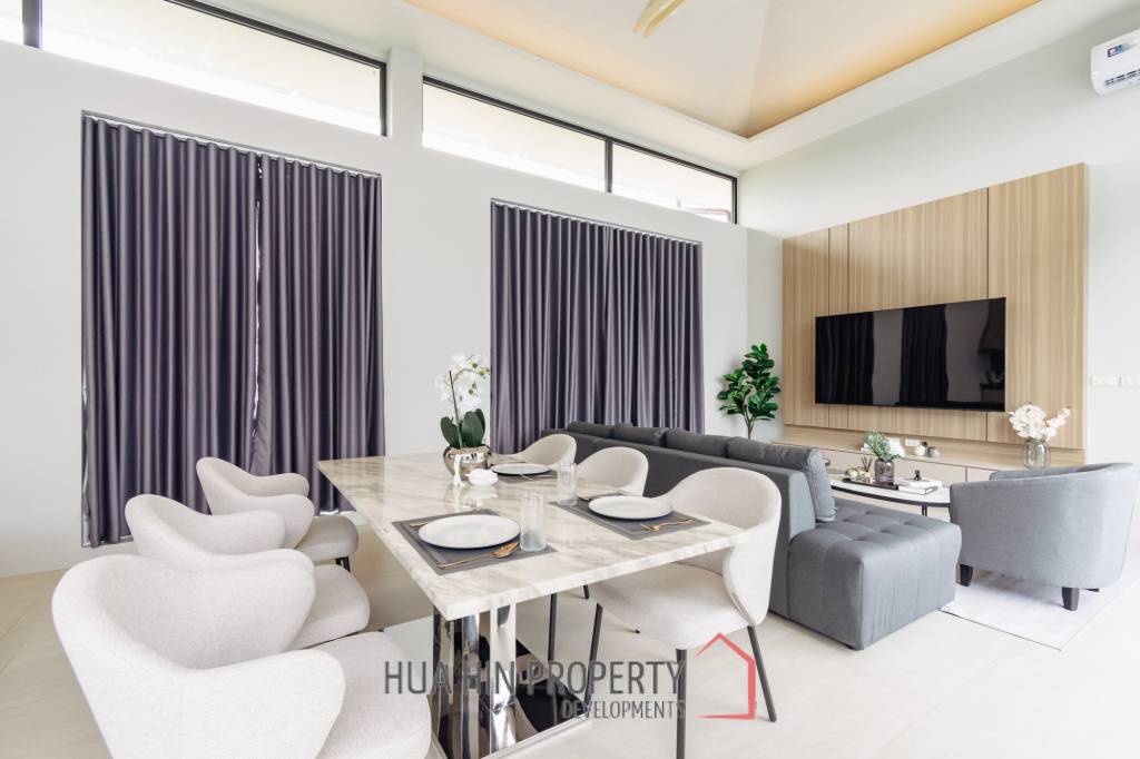 Luxurious Villa in Pran Buri with Private Pool