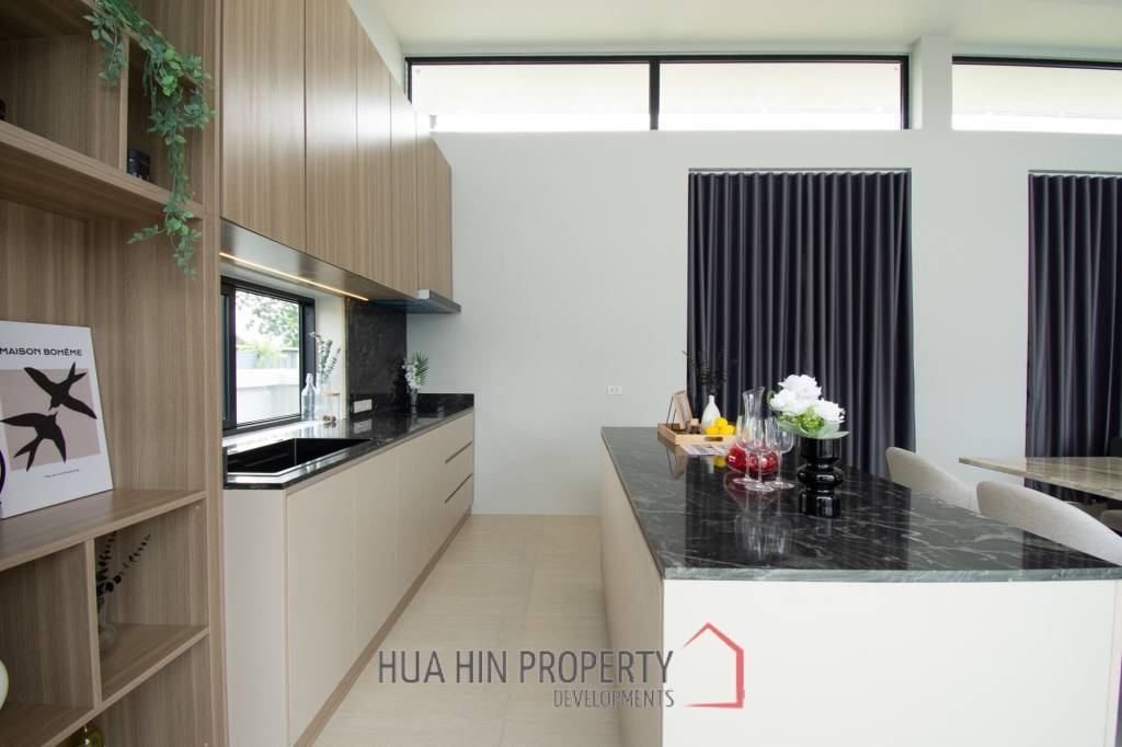 Luxurious Villa in Pran Buri with Private Pool