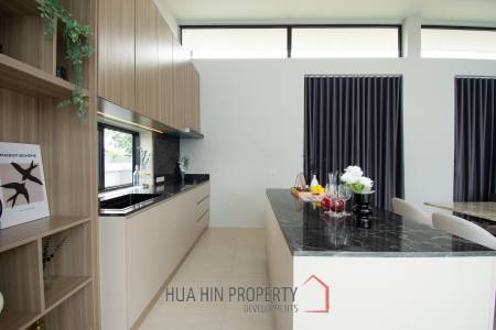 Luxurious Villa in Pran Buri with Private Pool