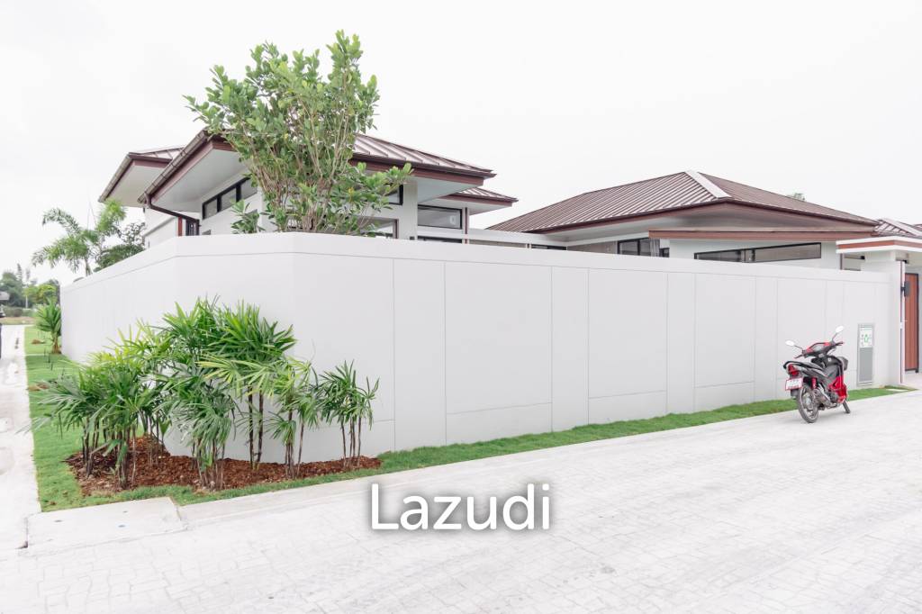 Luxurious Villa in Pran Buri with Private Pool