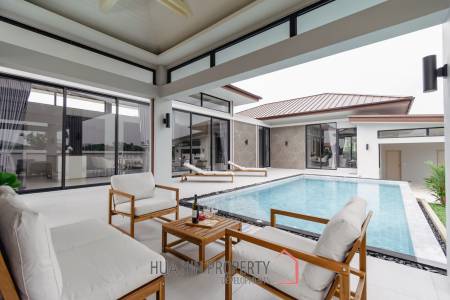 Luxurious Villa in Pran Buri with Private Pool