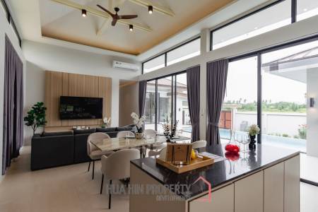 Luxurious Villa in Pran Buri with Private Pool