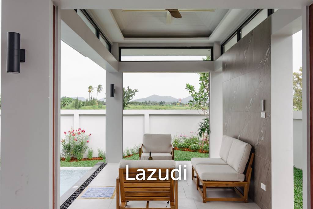 Luxurious Villa in Pran Buri with Private Pool