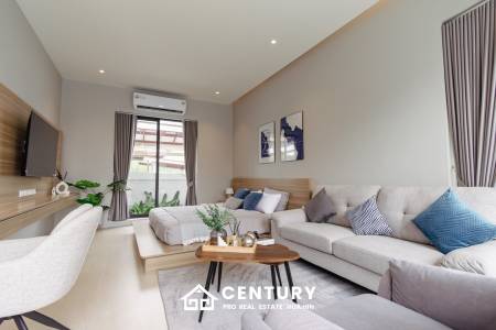 Luxurious Villa in Pran Buri with Private Pool