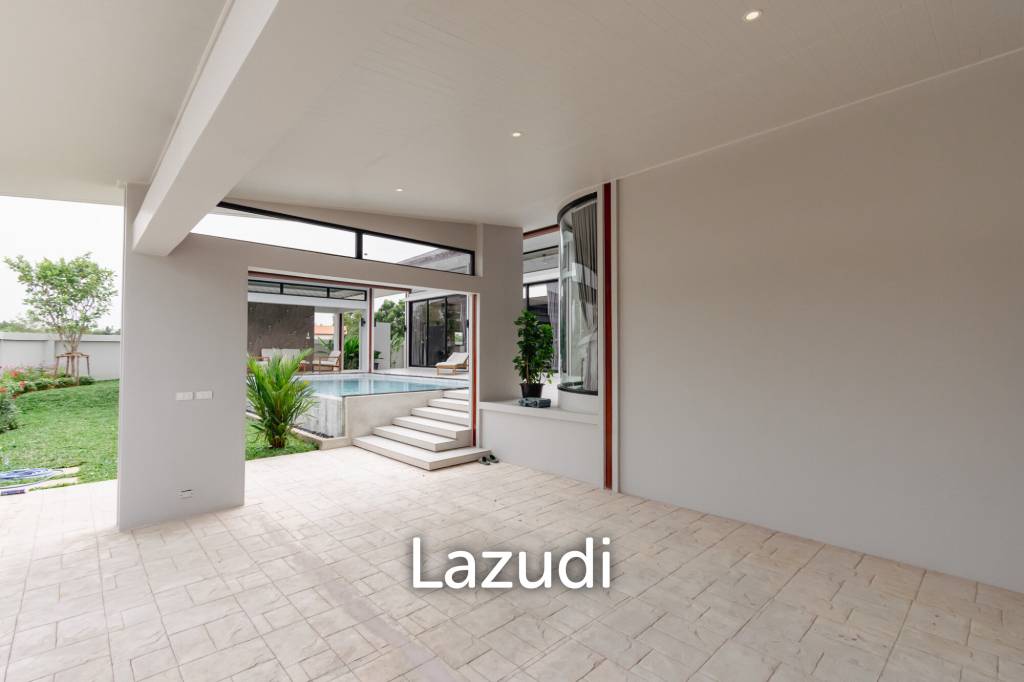 Luxurious Villa in Pran Buri with Private Pool