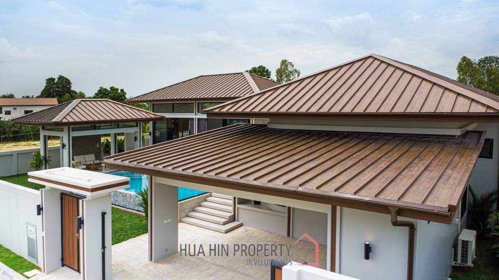 Luxurious Villa in Pran Buri with Private Pool