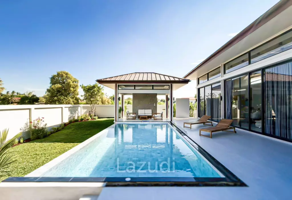 Luxurious Villa in Pran Buri with Private Pool