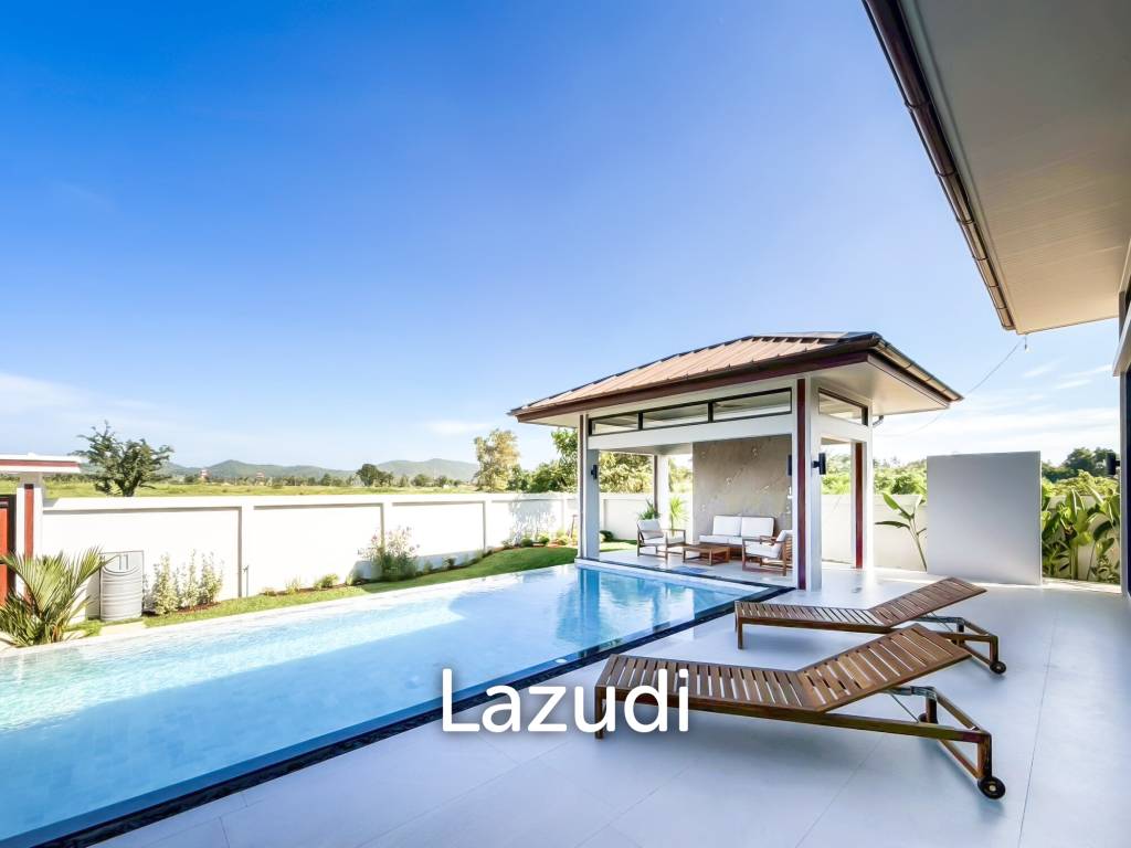 Luxurious Villa in Pran Buri with Private Pool