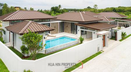 Luxurious Villa in Pran Buri with Private Pool