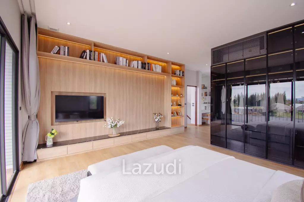 3 Bed 2 Bath 353 SQ.M Woodsborough Hua Hin