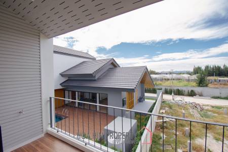 3 Bed 2 Bath 353 SQ.M Woodsborough Hua Hin