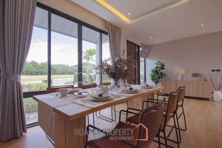 3 Bed 2 Bath 353 SQ.M Woodsborough Hua Hin