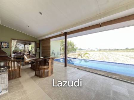 2 Houses for sale with Swimming Pool and Mountain view