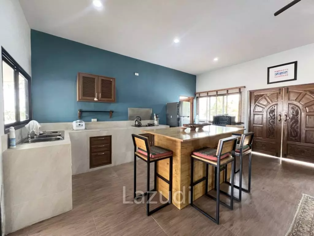 2 Houses for sale with Swimming Pool and Mountain view