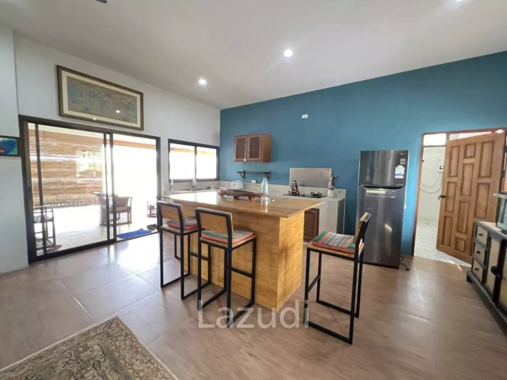 2 Houses for sale with Swimming Pool and Mountain view