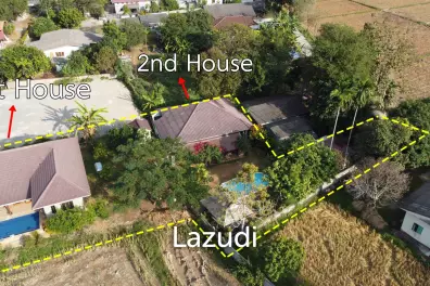 ขายบ้าน 2 หลัง 5 ห้องนอน พร้อมสระว่ายน้ำและวิวภูเขา